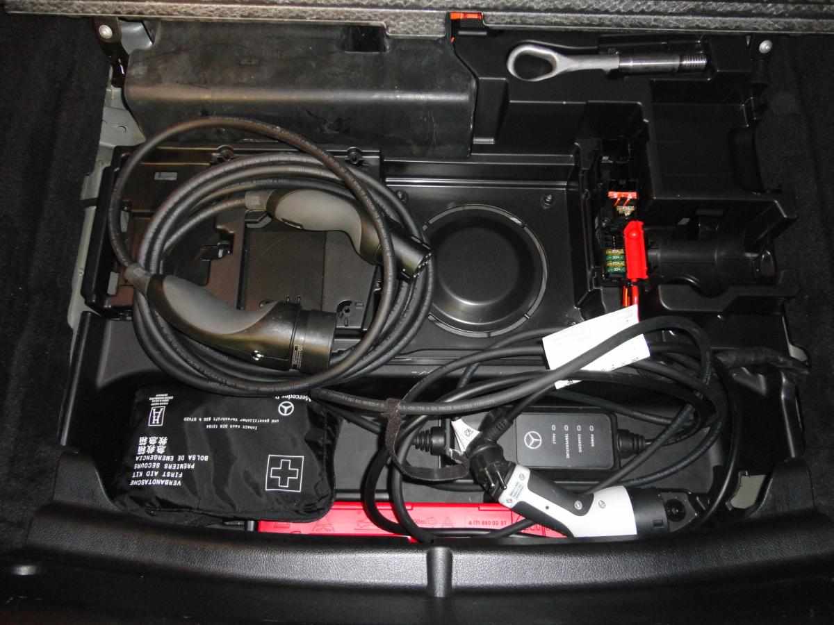 mercedes-benz-cla-250-e-2022-hibrido-a-gasolina-1332cc