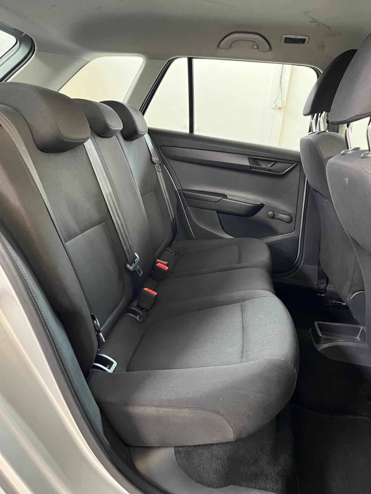 skoda-fabia-1-0-mpi-2017-gasolina-999cc