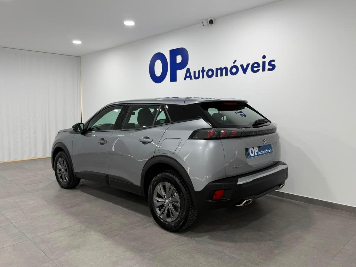 peugeot-2008-2023-gasolina-1199cc
