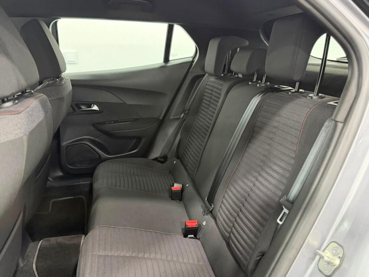 peugeot-2008-2023-gasolina-1199cc