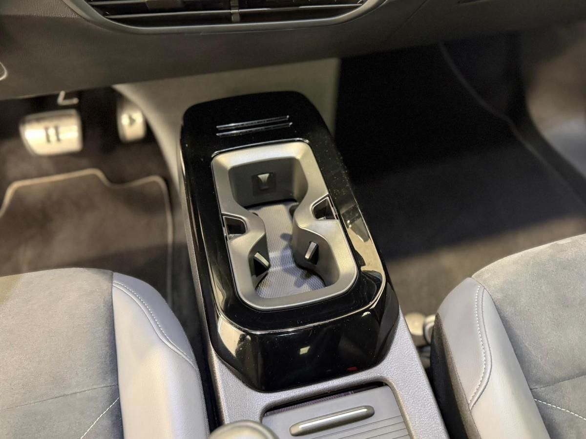 volkswagen-id-5-2023-eletrico-500cc