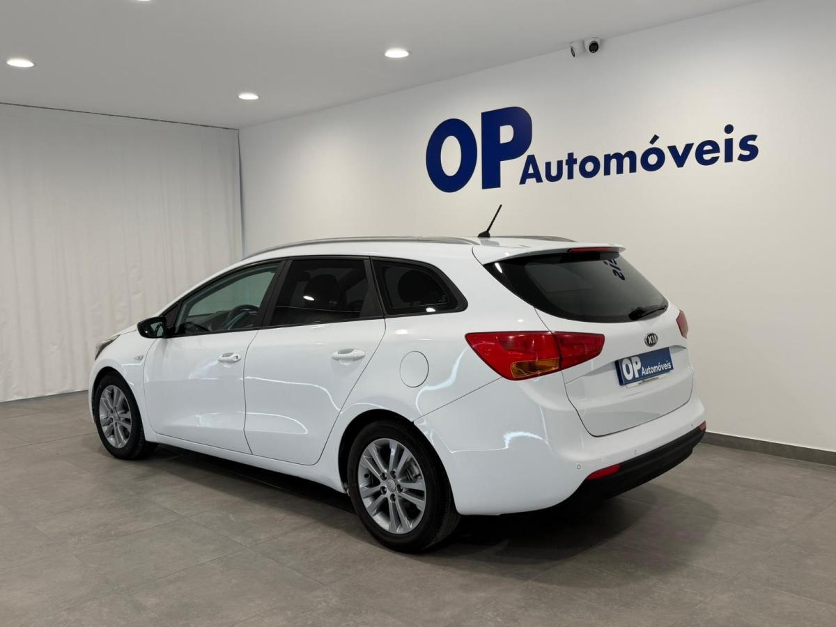 kia-ceed-sw-2013-diesel-1396cc