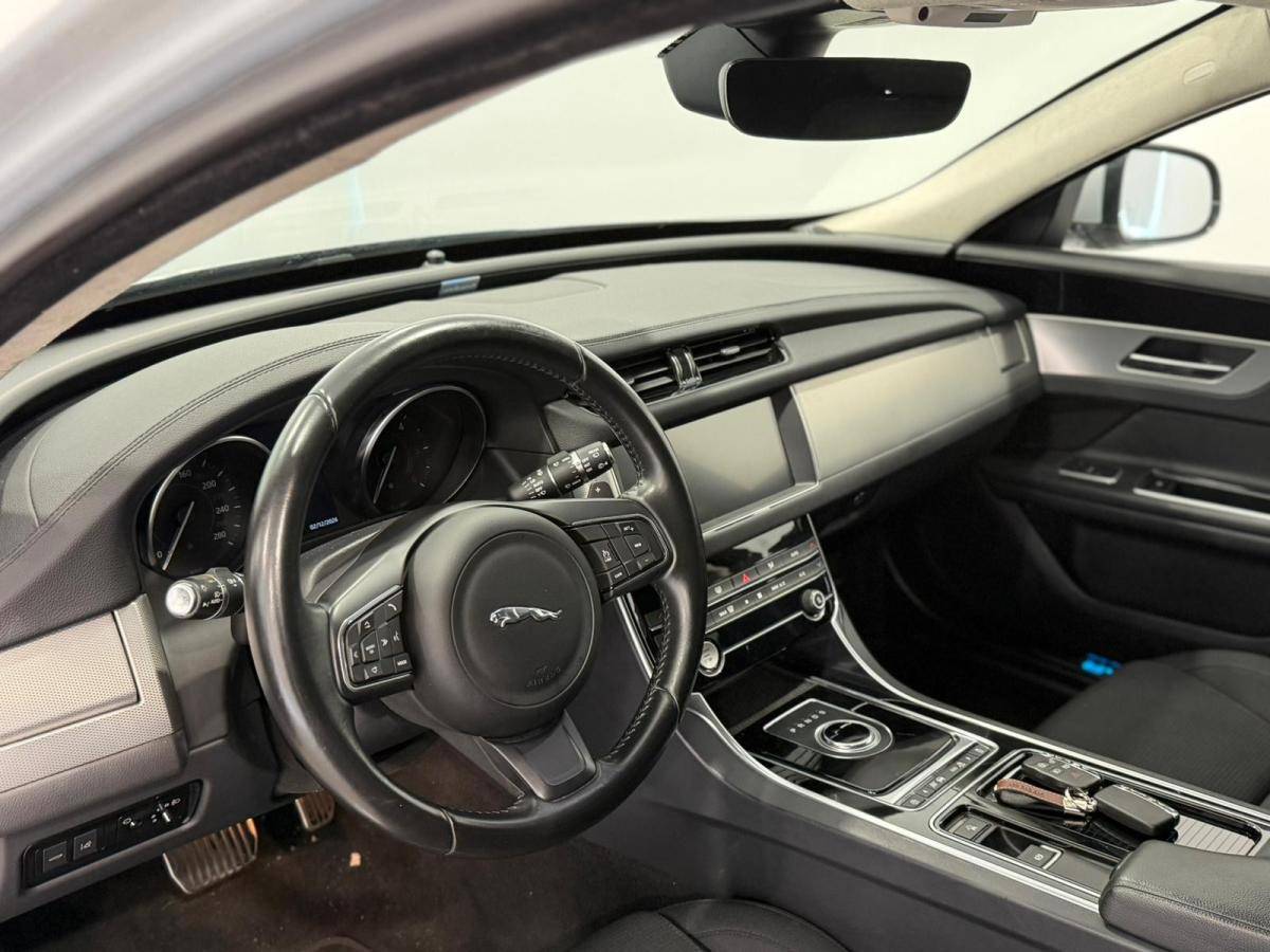 jaguar-xf-sportbrake-2020-diesel-1999cc