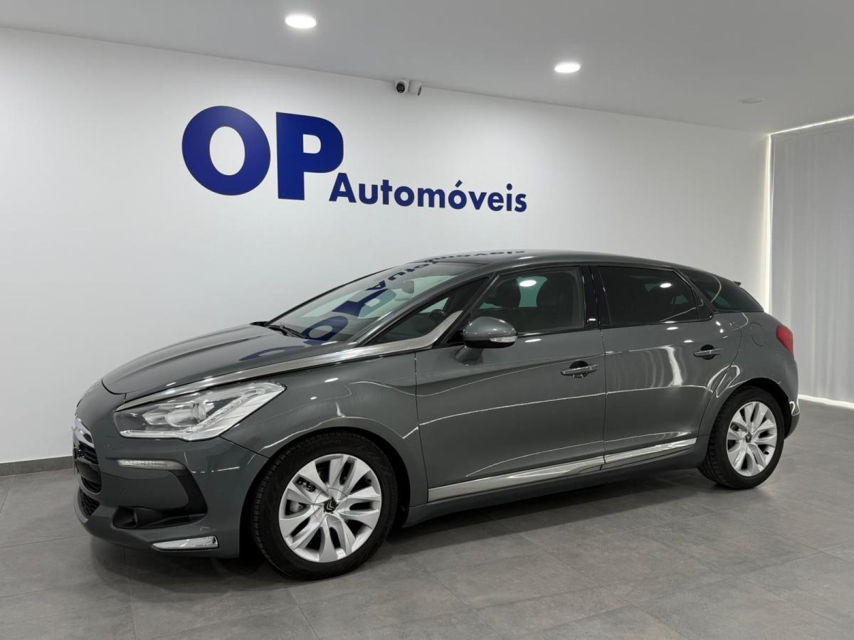 citroen-ds5-2013-diesel-1560cc