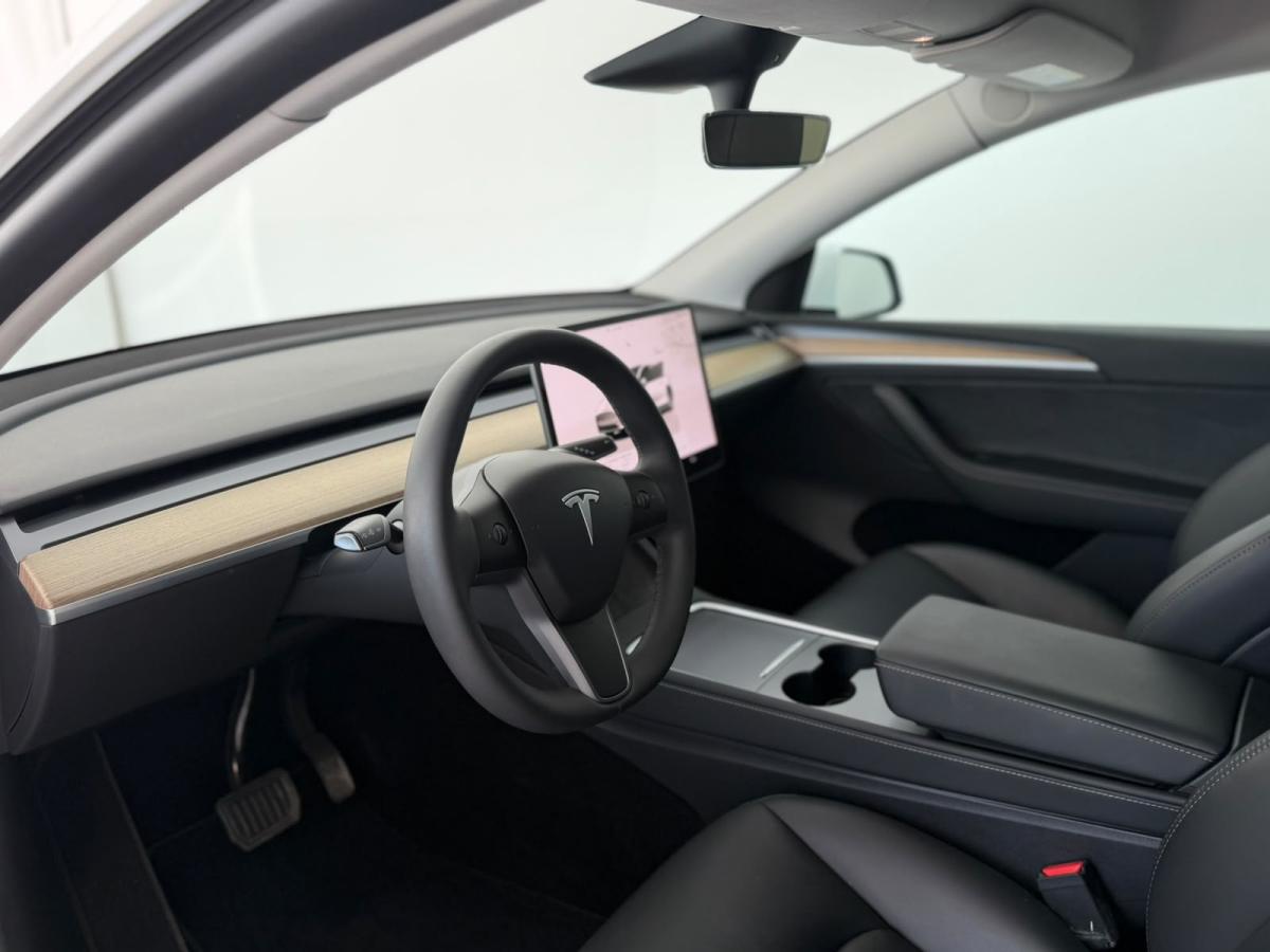 tesla-model-y-2023-eletrico-0cc