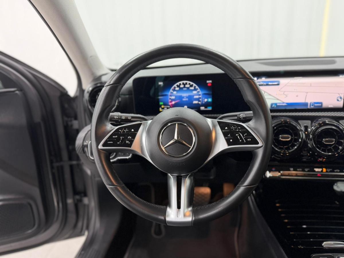 mercedes-benz-classe-a-2024-gasolina-1332cc
