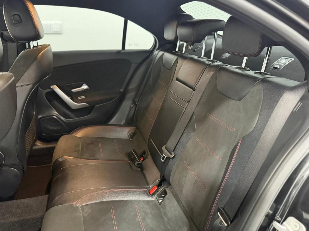 mercedes-benz-classe-a-2023-hibrido-a-gasolina-1332cc