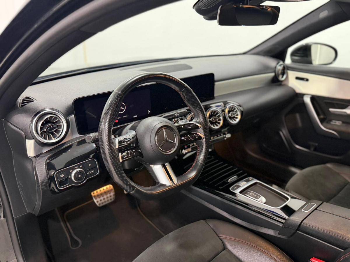 mercedes-benz-classe-a-2023-hibrido-a-gasolina-1332cc