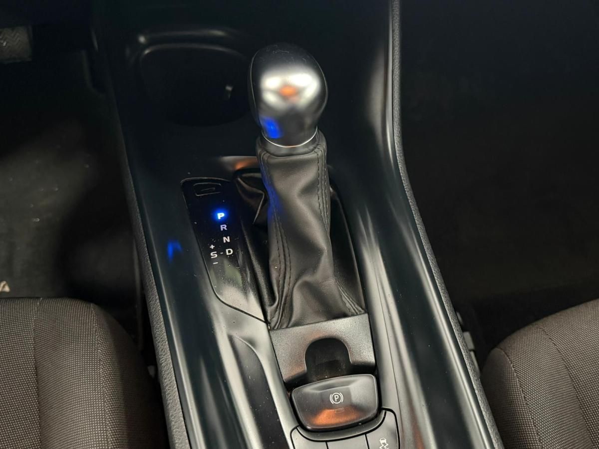 toyota-c-hr-2022-hibrido-a-gasolina-1987cc