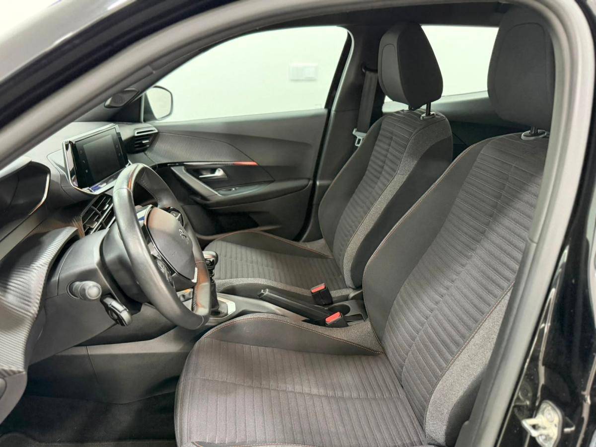 peugeot-2008-2023-gasolina-1199cc