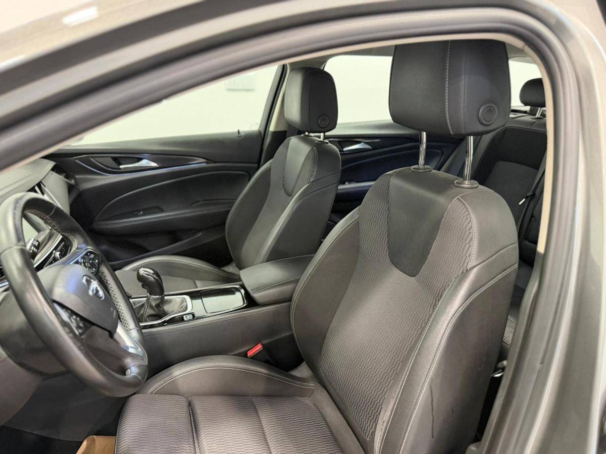 opel-insignia-sports-tourer-2019-diesel-1598cc