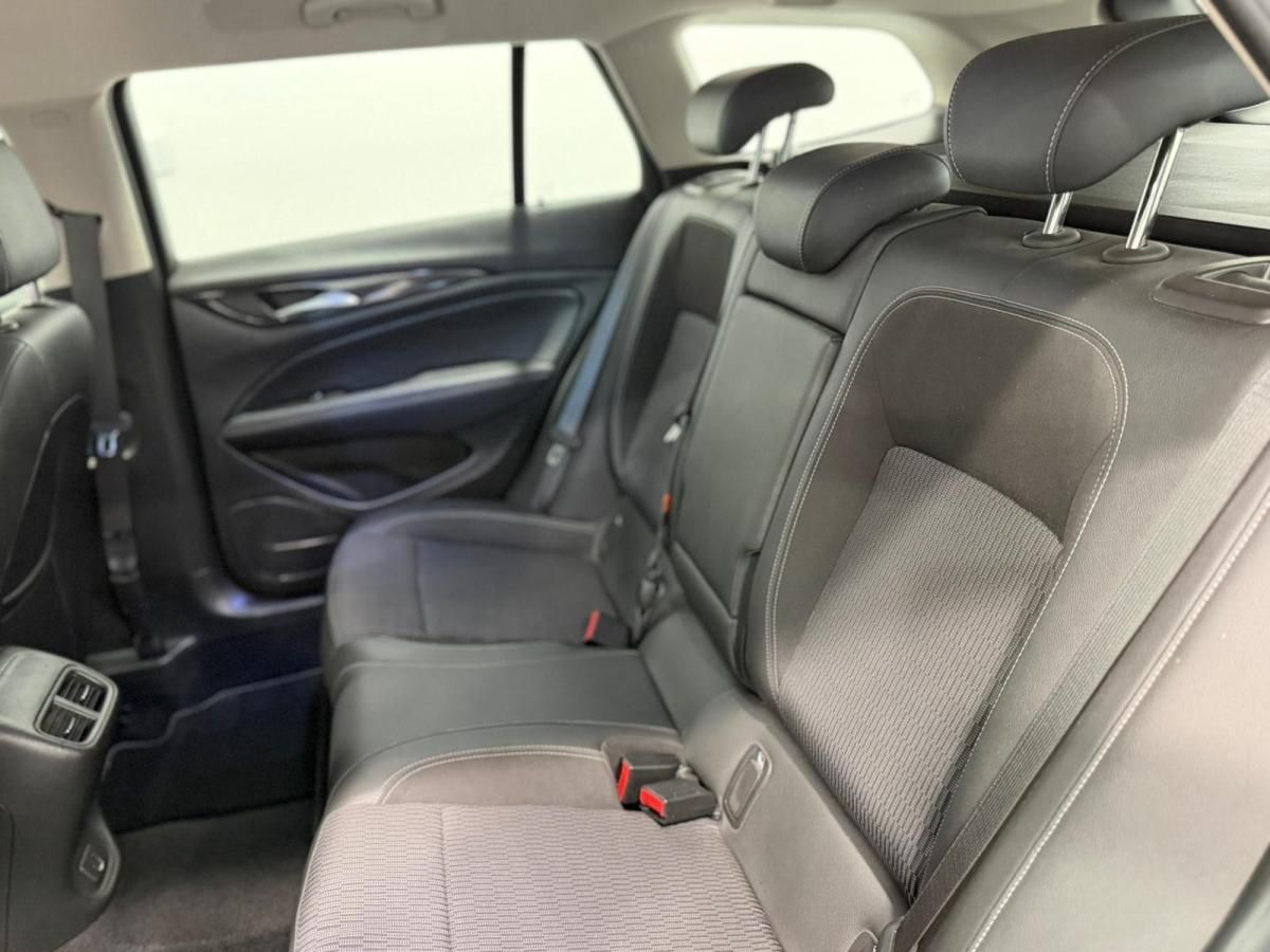 opel-insignia-sports-tourer-2019-diesel-1598cc
