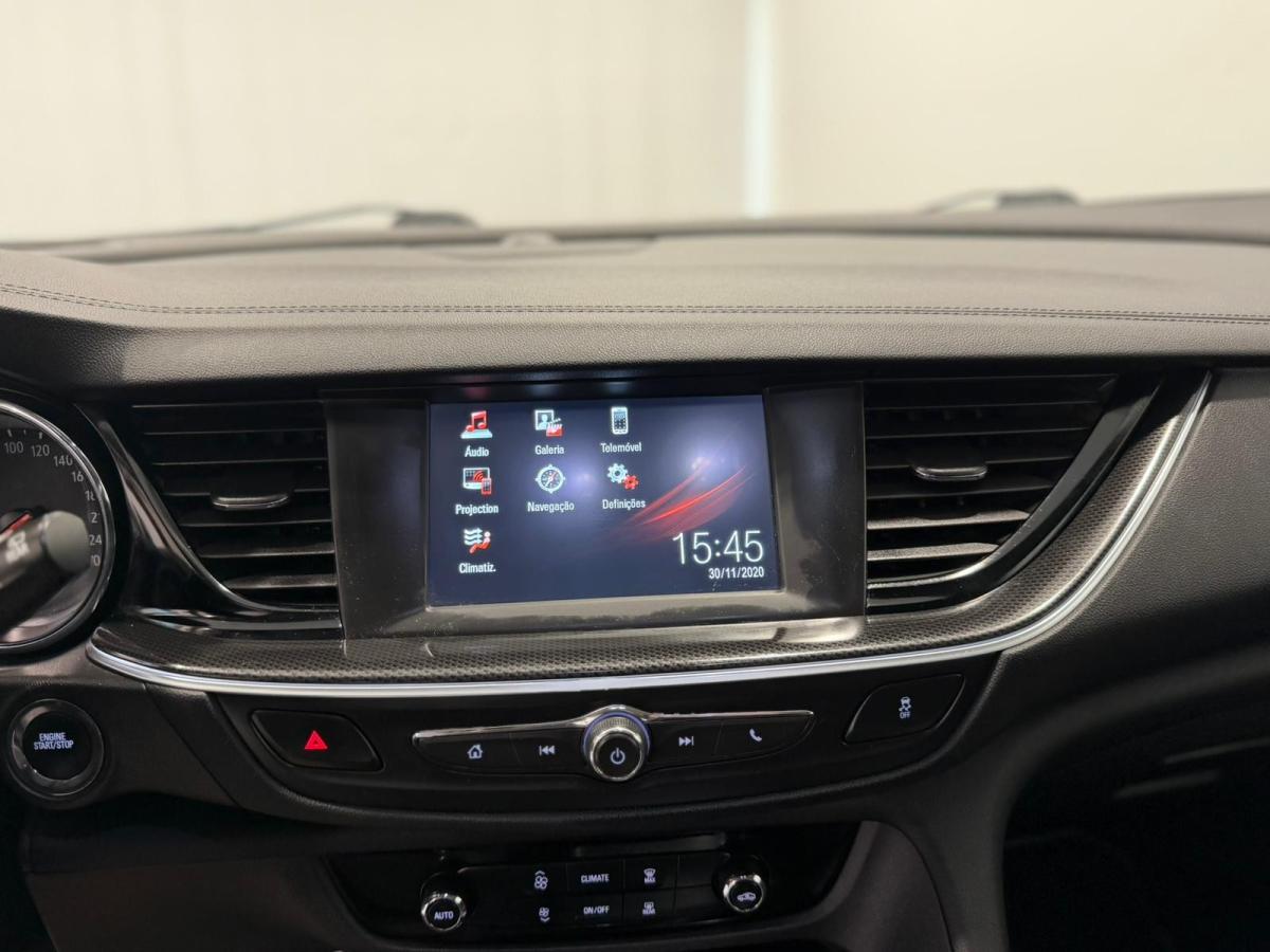 opel-insignia-sports-tourer-2019-diesel-1598cc