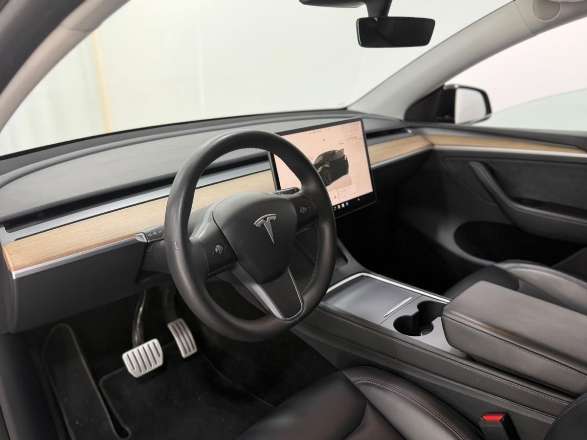 tesla-model-y-2022-eletrico-0cc