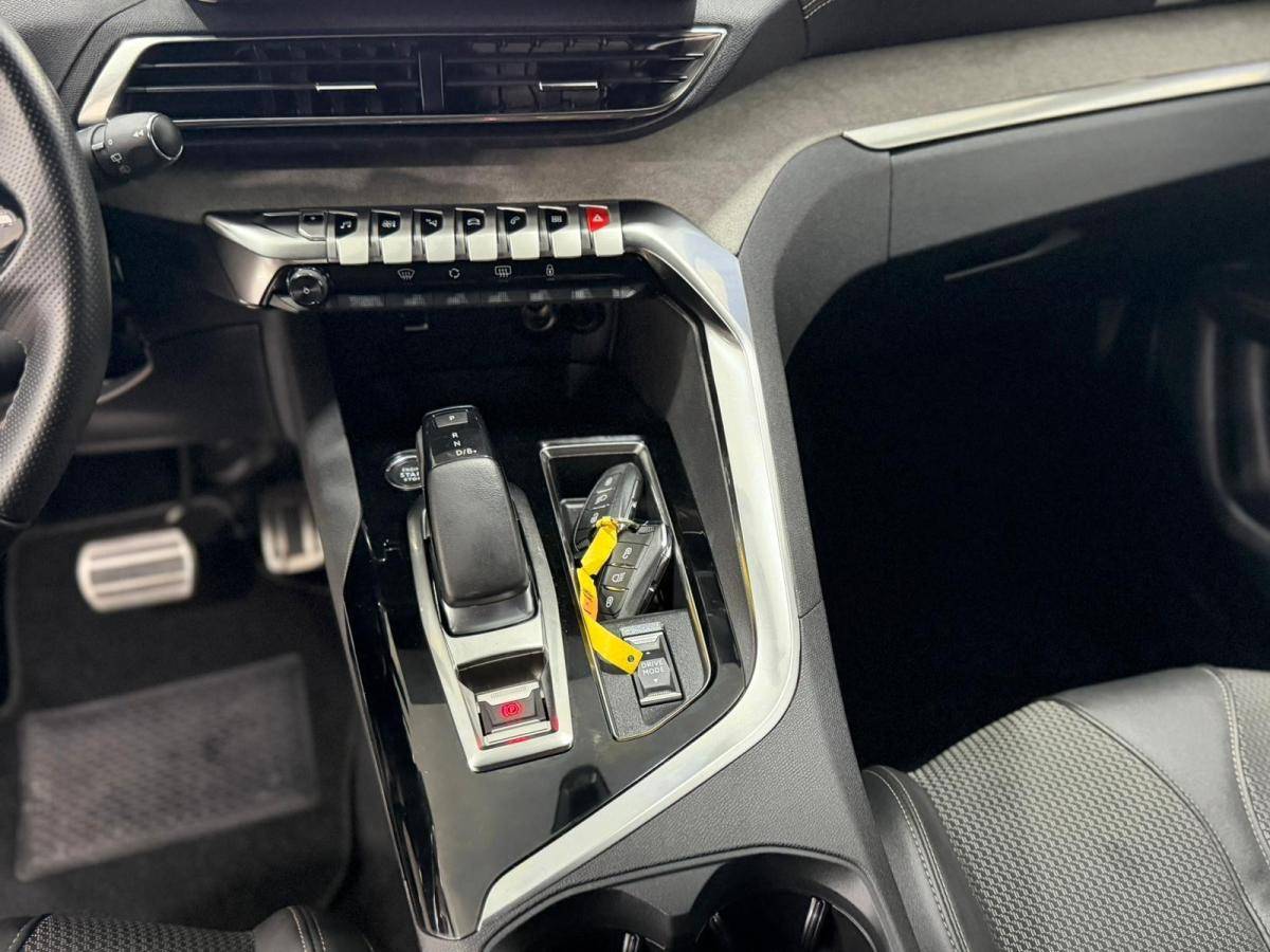 peugeot-3008-2023-hibrido-a-gasolina-1598cc