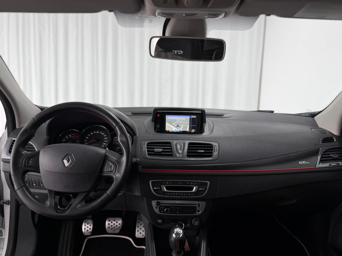 renault-megane-sport-tourer-2013-diesel-1461cc