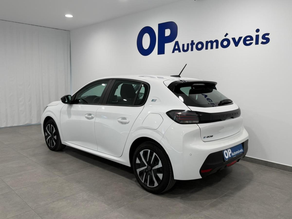 peugeot-208-2024-eletrico-500cc