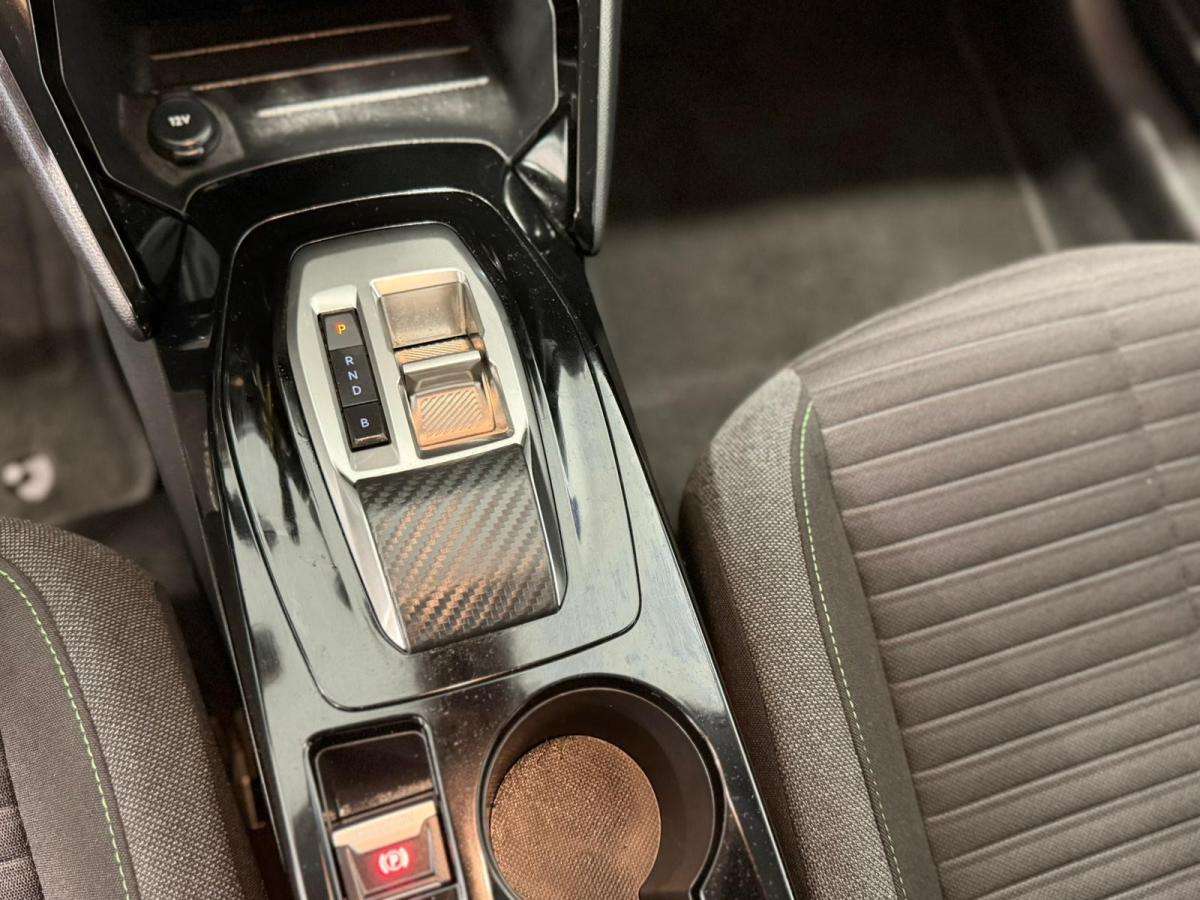 peugeot-208-2024-eletrico-500cc