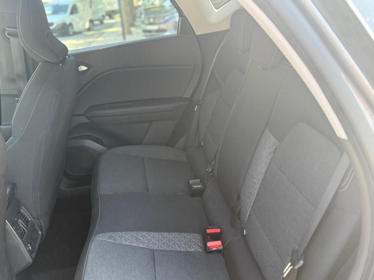 renault-captur-2023-hibrido-a-gasolina-1598cc
