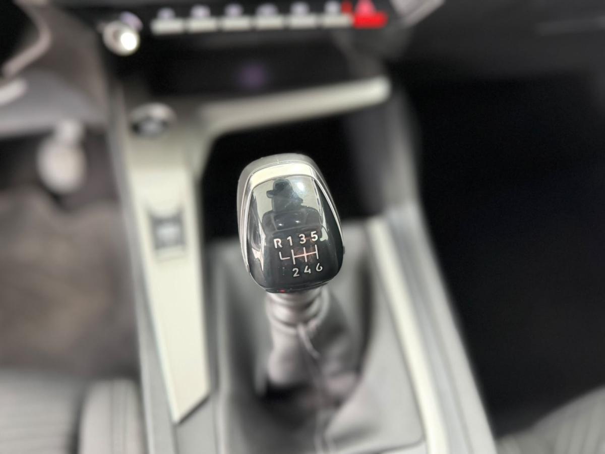 peugeot-308-sw-2022-diesel-1499cc