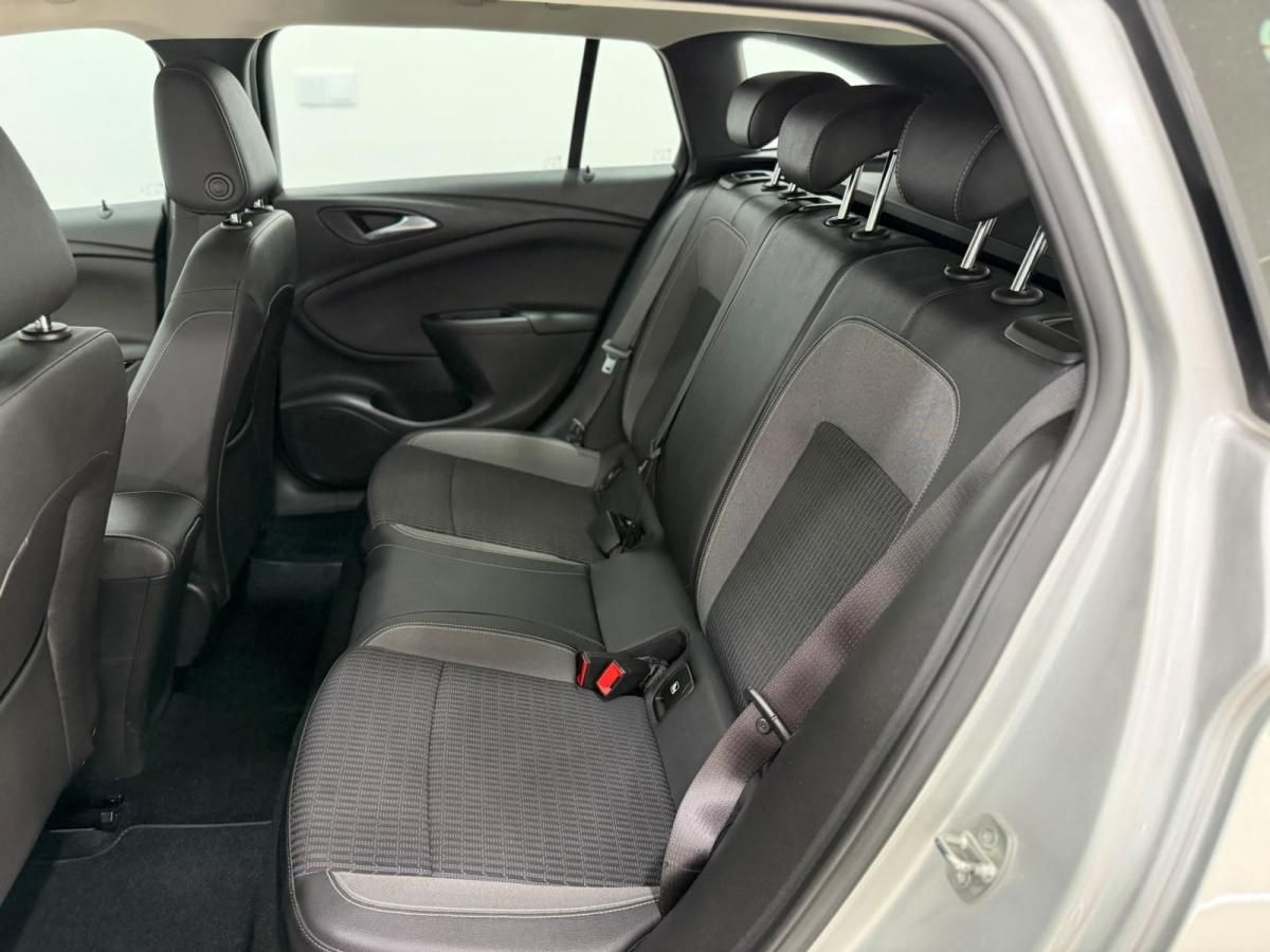 opel-astra-sport-tourer-2021-diesel-1496cc