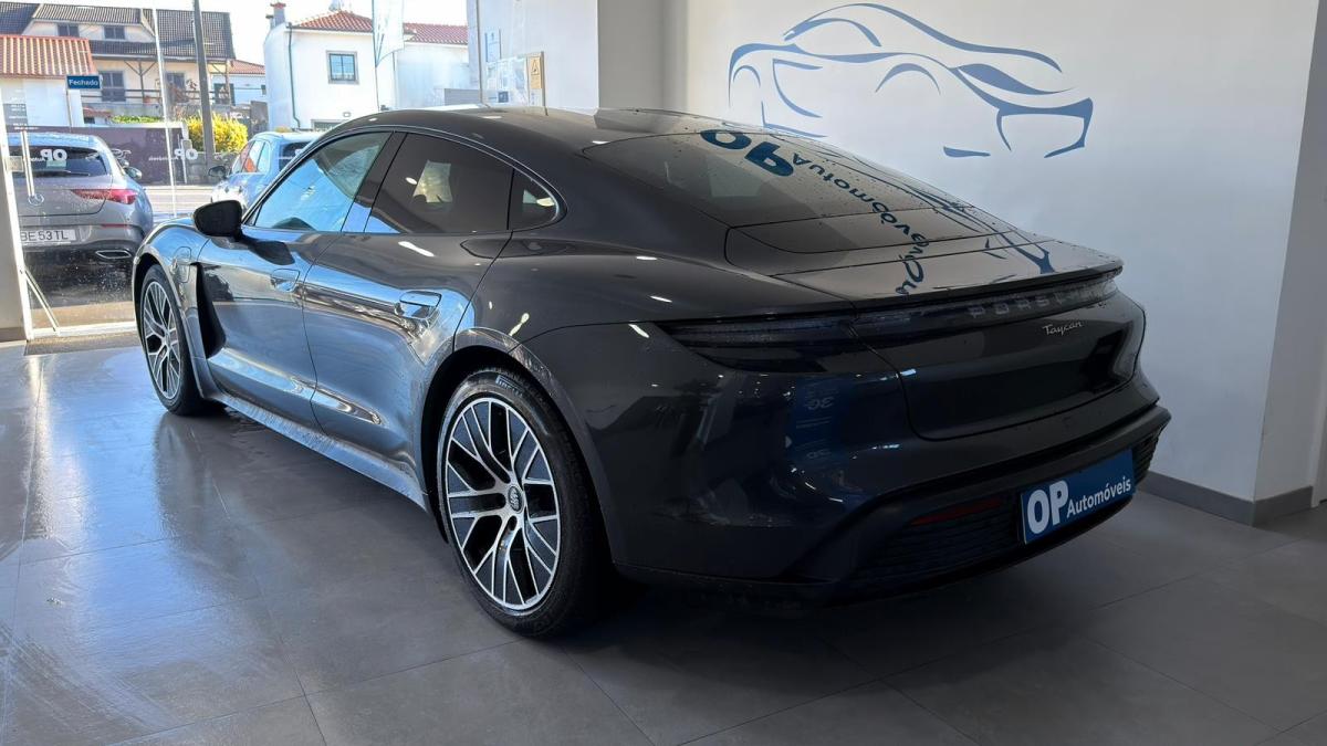 porsche-taycan-2022-eletrico-500cc