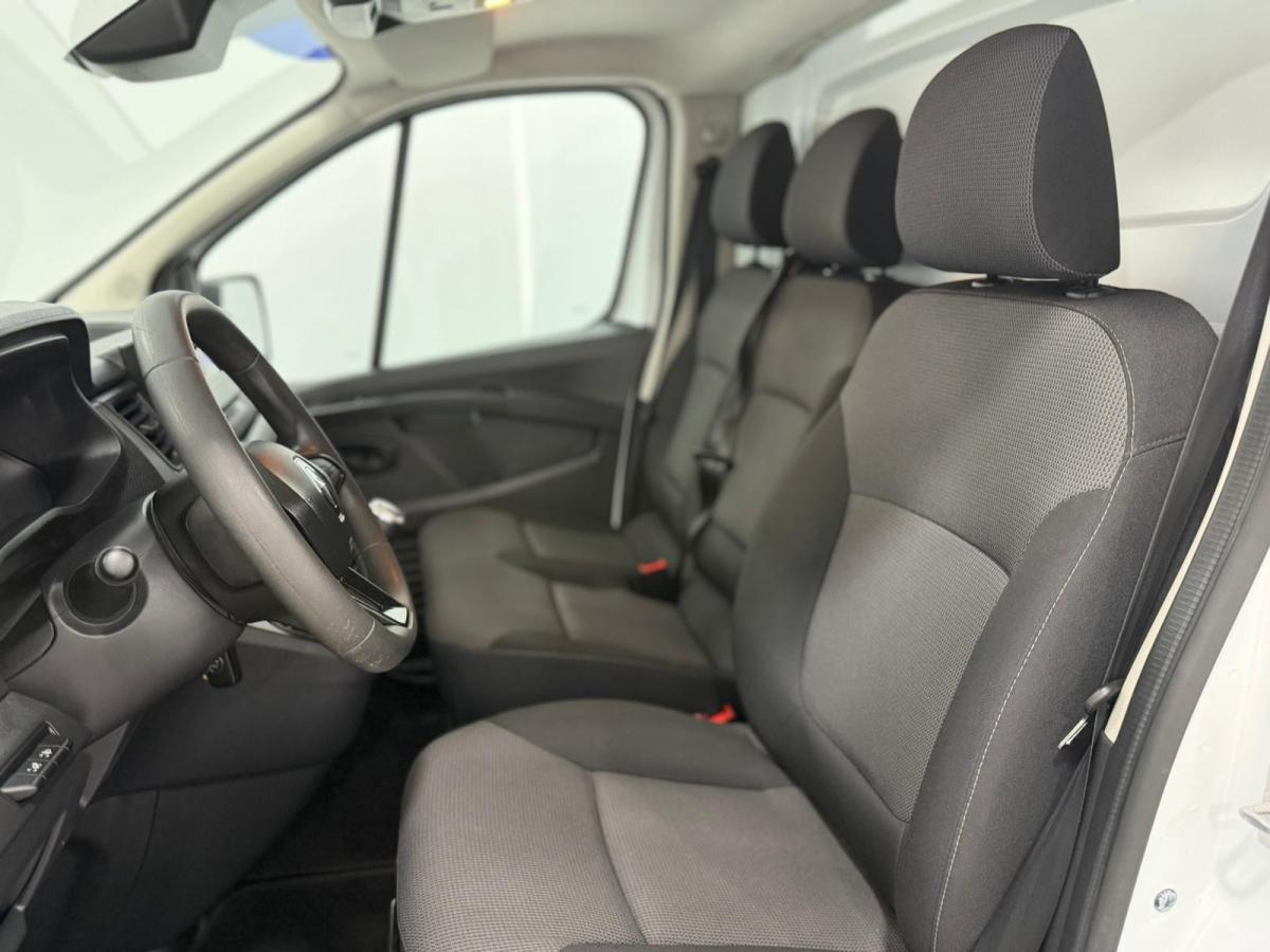 renault-trafic-2024-diesel-1997cc