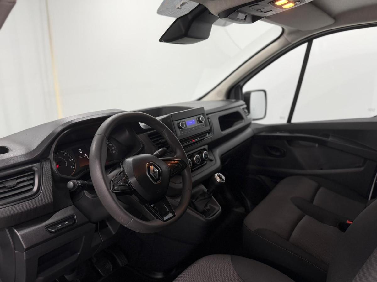 renault-trafic-2024-diesel-1997cc
