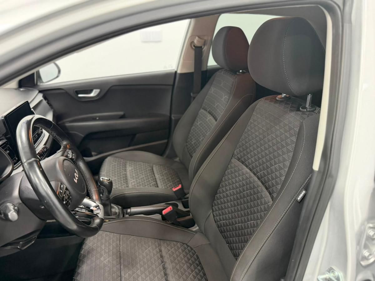 kia-rio-2022-gasolina-998cc