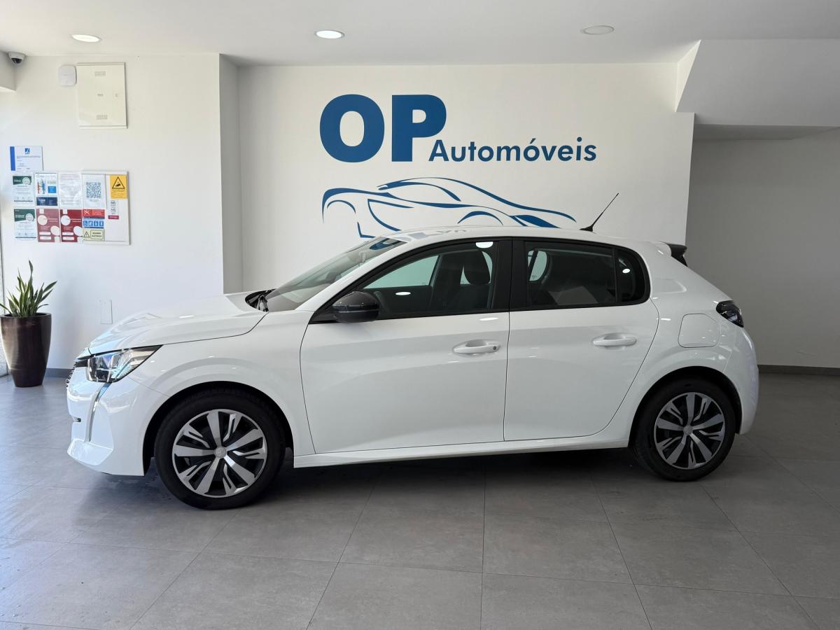 peugeot-208-2023-diesel-1499cc