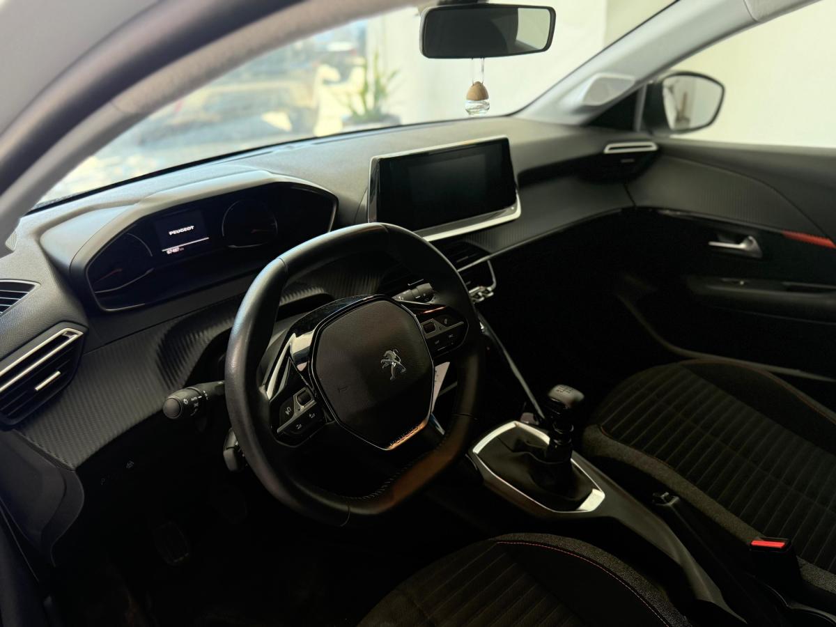 peugeot-208-2023-diesel-1499cc