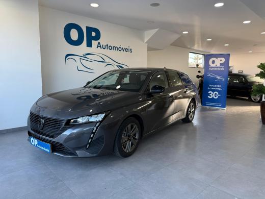 peugeot-308-sw-2022-diesel-1499cc