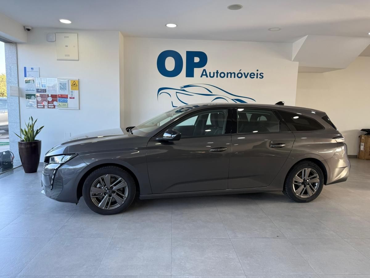 peugeot-308-sw-2022-diesel-1499cc