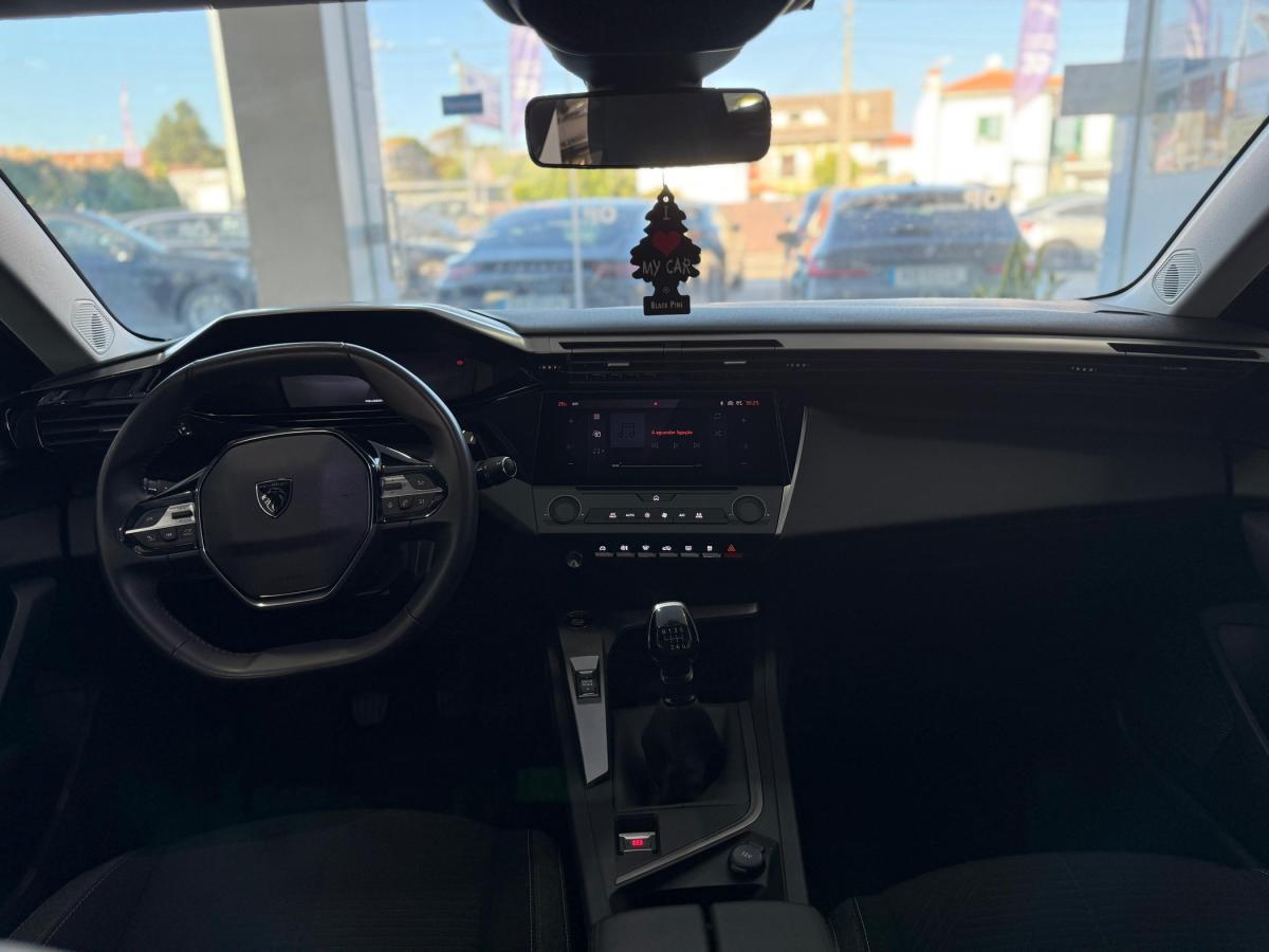 peugeot-308-sw-2022-diesel-1499cc