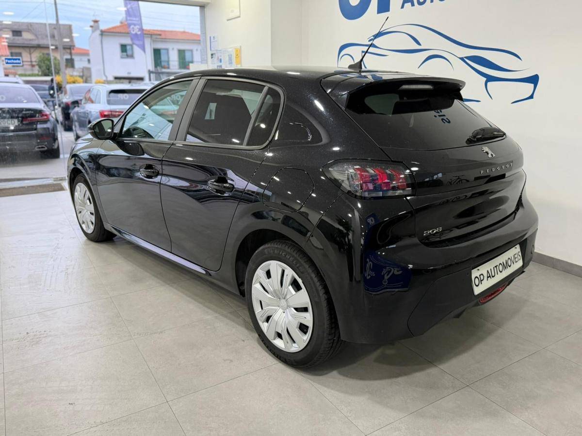 peugeot-208-2023-gasolina-1199cc