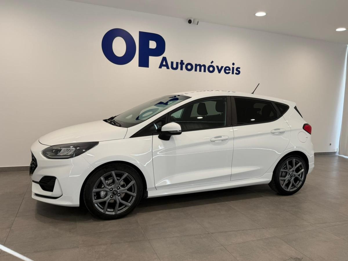 ford-fiesta-2023-gasolina-998cc