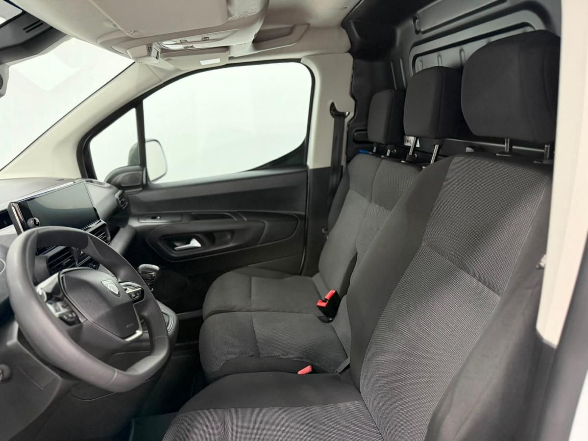 peugeot-partner-2025-diesel-1499cc