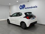 toyota-yaris-2022-hibrido-a-gasolina-1490cc