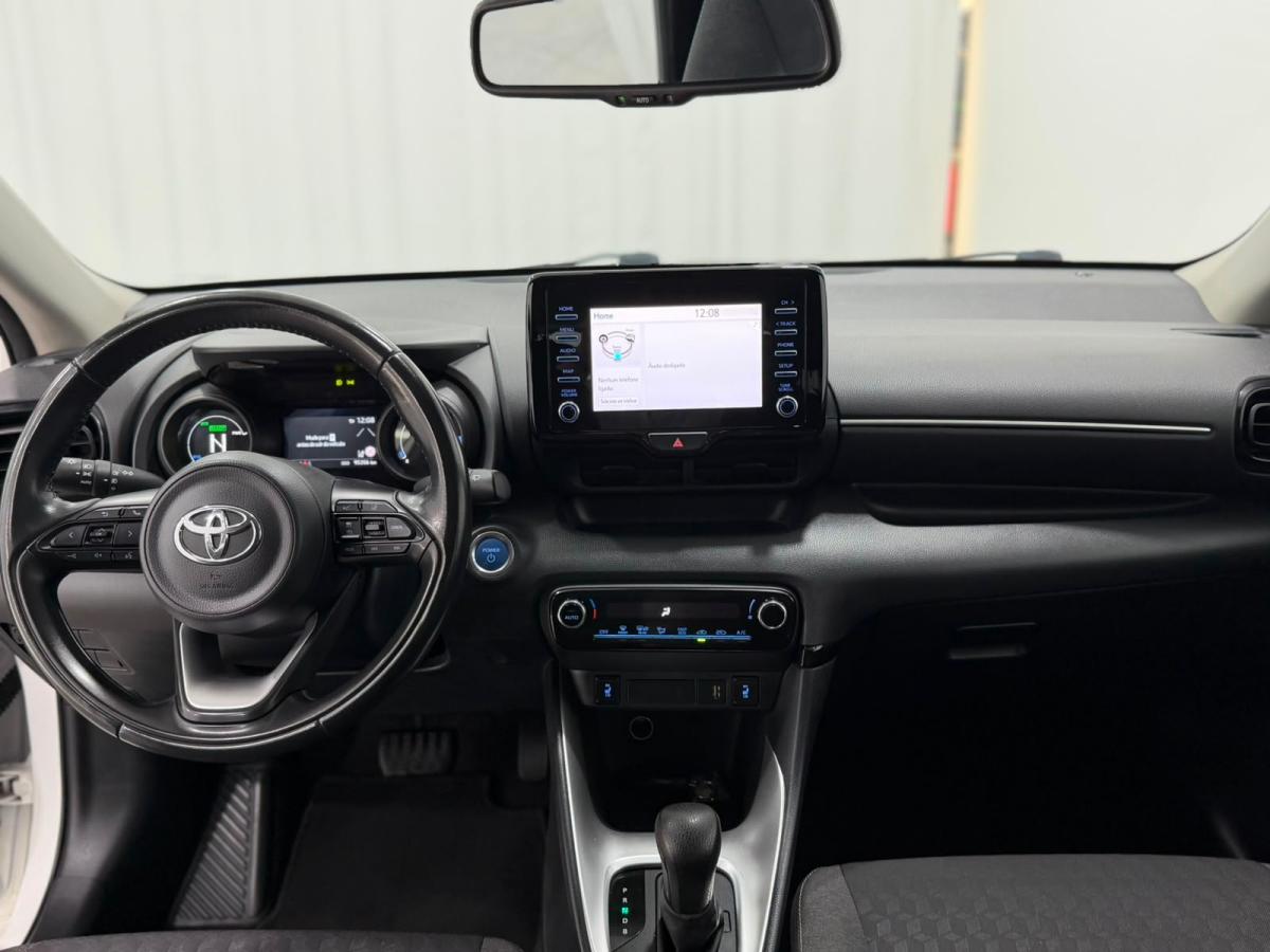 toyota-yaris-2022-hibrido-a-gasolina-1490cc