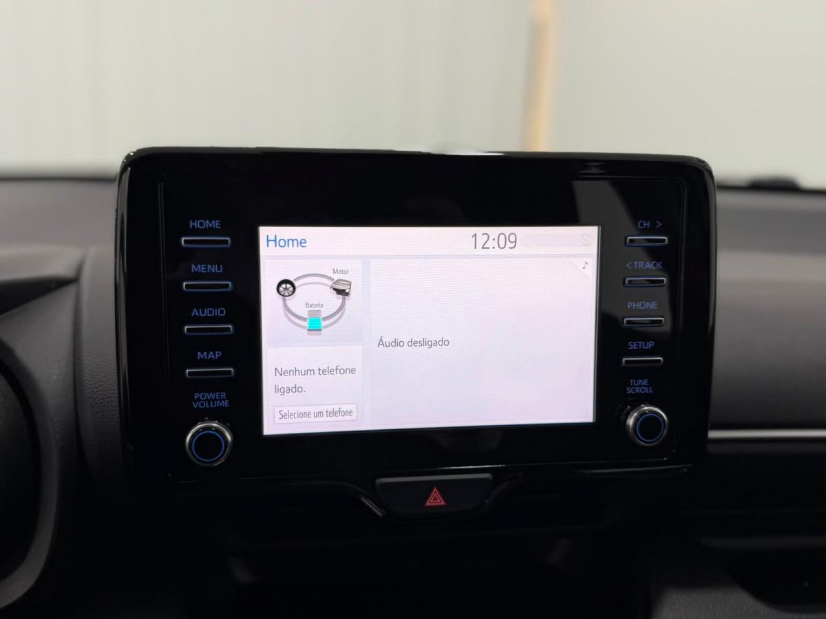 toyota-yaris-2022-hibrido-a-gasolina-1490cc
