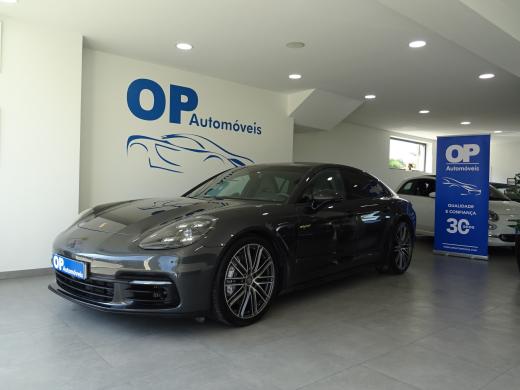 porsche-panamera-2020-hibrido-a-gasolina-2894cc