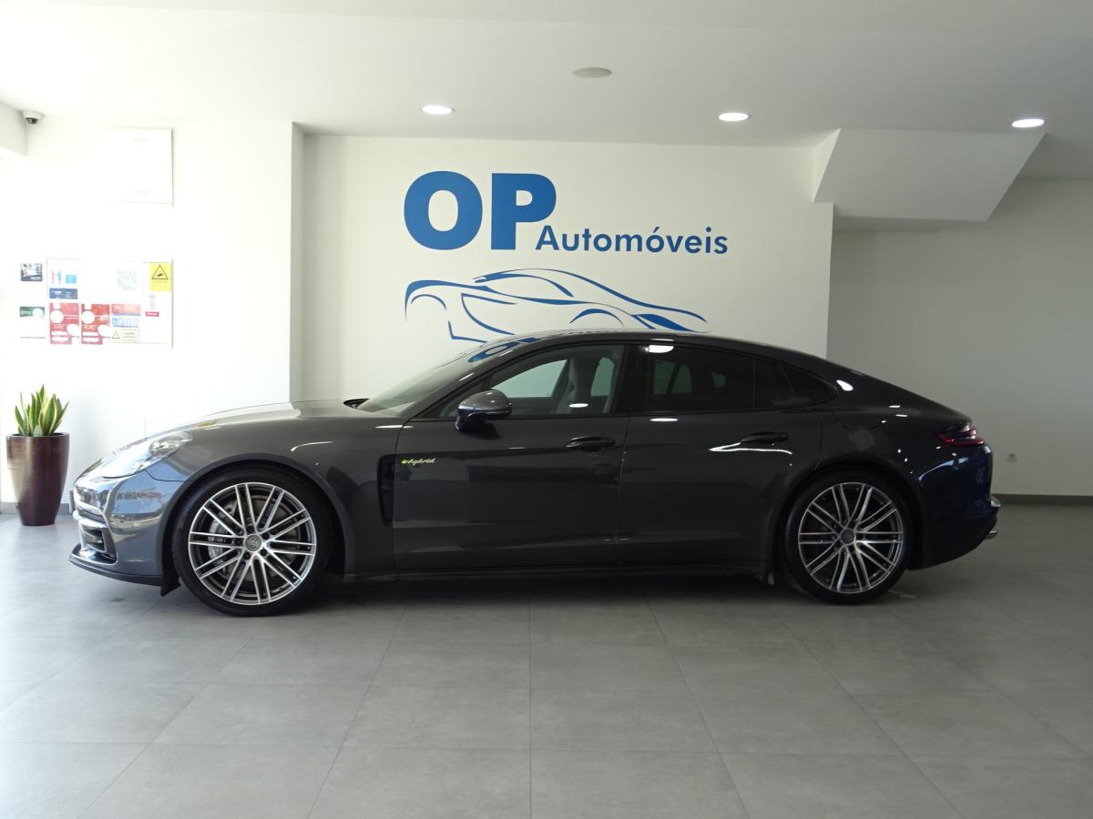 porsche-panamera-2020-hibrido-a-gasolina-2894cc