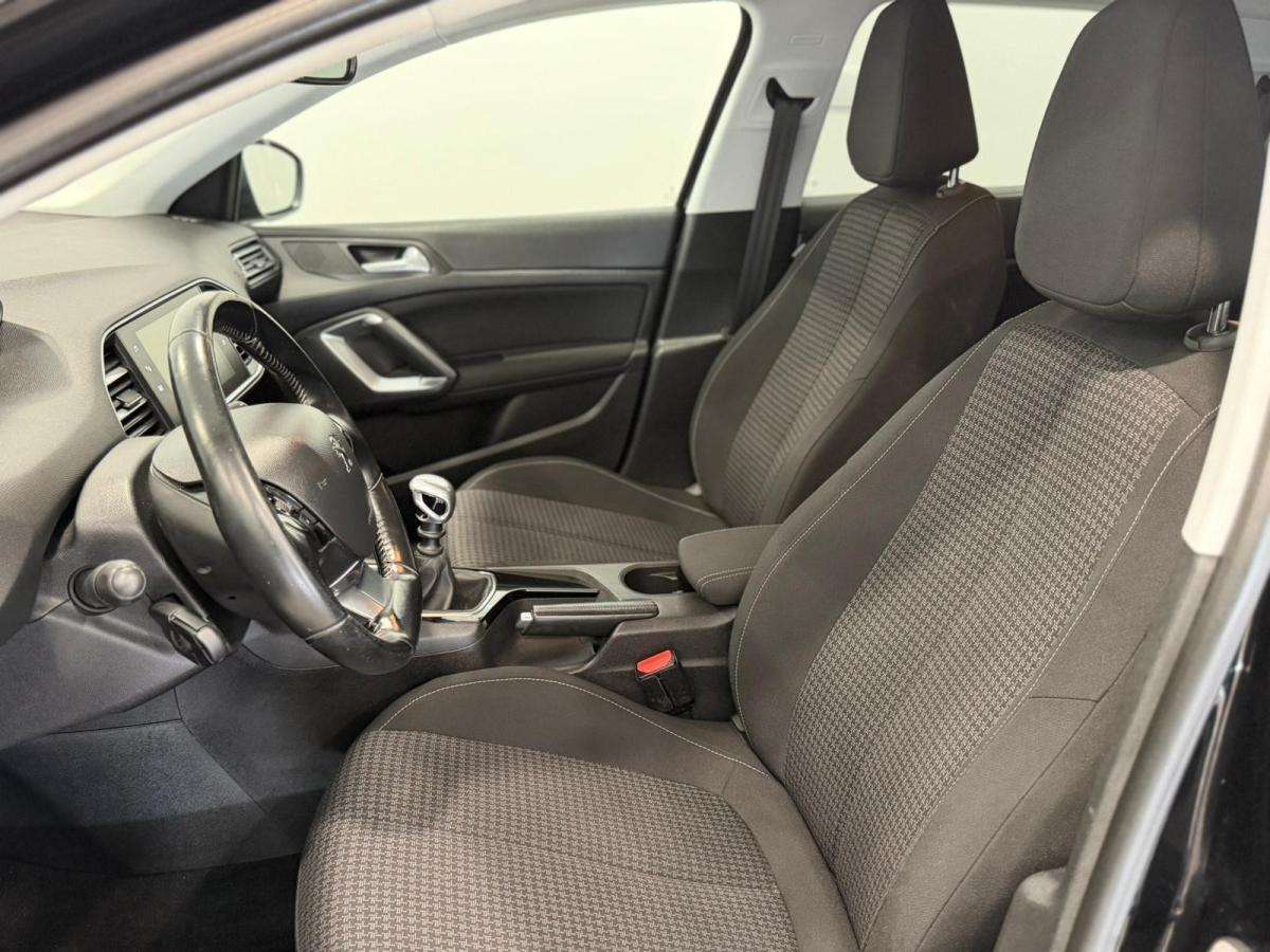 peugeot-308-sw-2018-diesel-1499cc