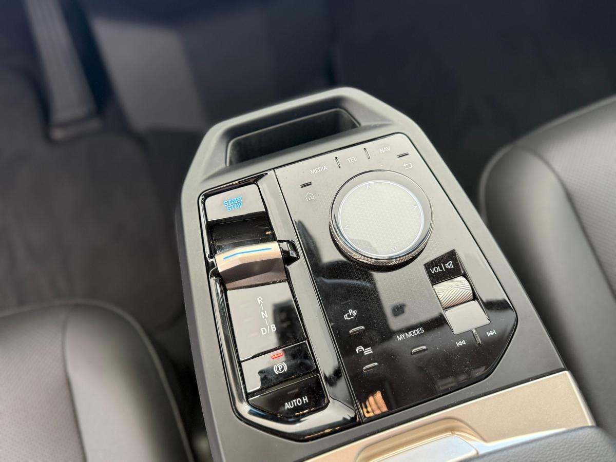 bmw-ix-2023-eletrico-500cc
