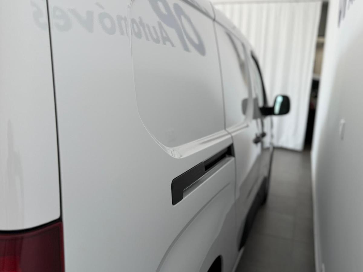 opel-combo-2023-diesel-1499cc