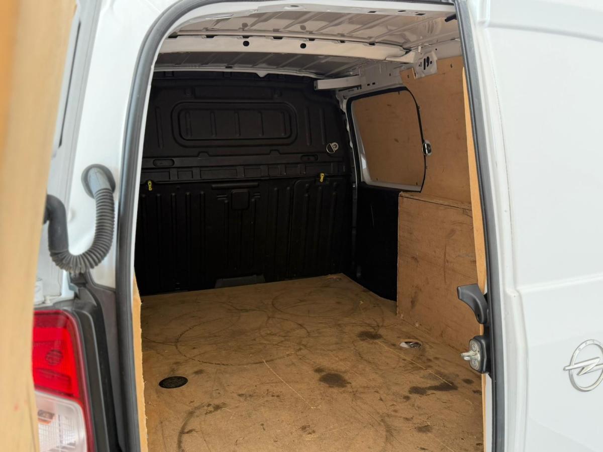 opel-combo-2023-diesel-1499cc