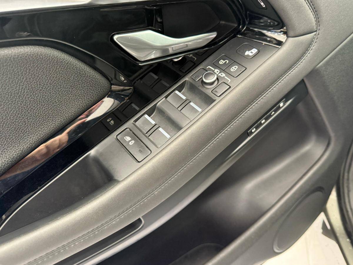 land-rover-range-rover-evoque-2020-diesel-1999cc