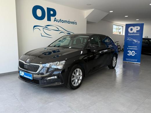 skoda-scala-2022-gasolina-999cc