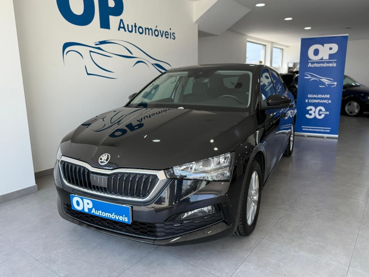 skoda-scala-2022-gasolina-999cc