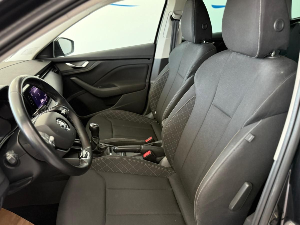 skoda-scala-2022-gasolina-999cc